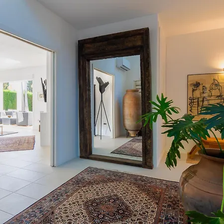 Unique Luxury Side With Heated Pool Villa